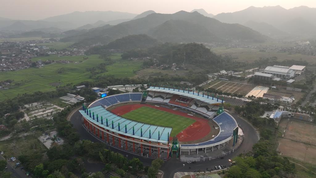 Stadion Si Jalak Harupat. (DOK WIKIPEDIA)
