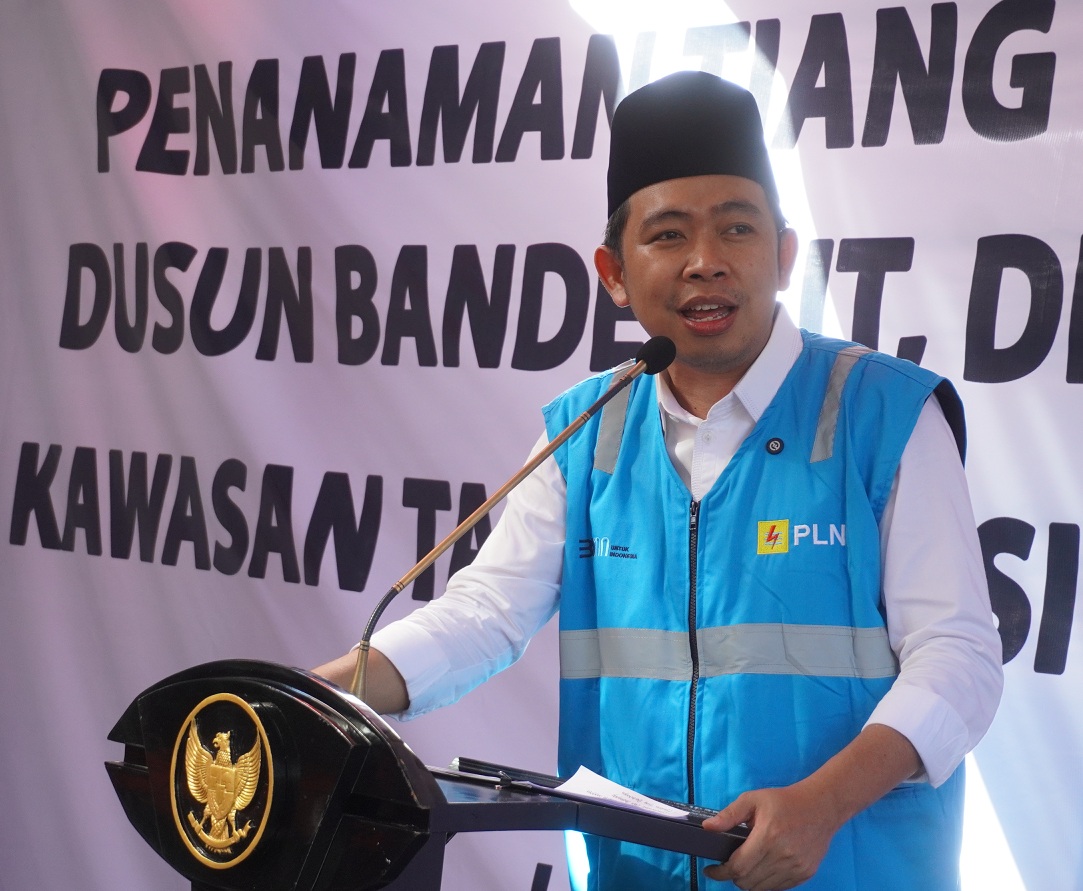 BEBERKAN PROGRAM STRATEGIS: Bupati Jember Muhammad Fawait menyampaikan oleh-oleh dari hasil kunker, ke sejumlah kementerian di Jakarta. (MAULANA/RADAR JEMBER)&nbsp;