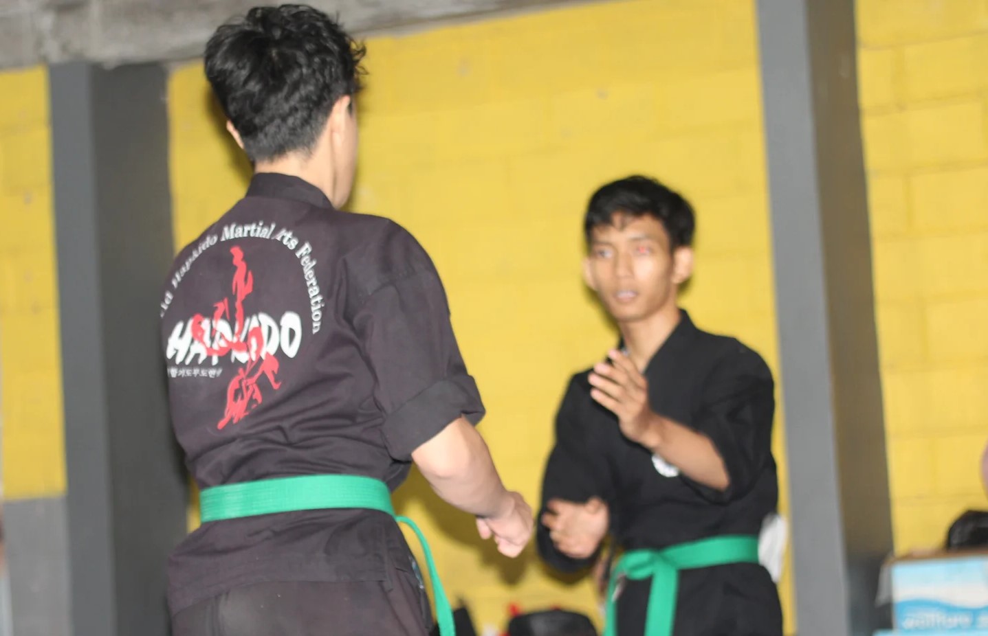 Sejumlah atlet saat melakukan latihan sebelum berangkat ke Porprov ke IX, kemarin.