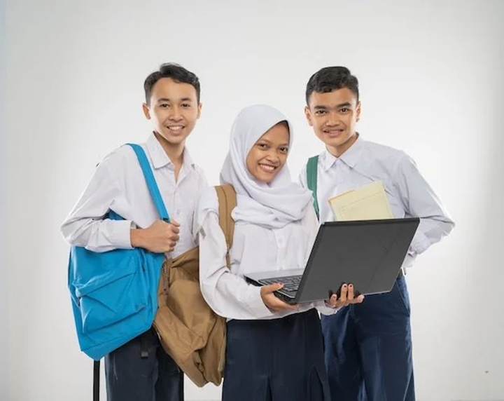 UPDATE! Pendaftaran SPMB 2025 Dibuka, Ini Panduan Membuat Akun Siswa di Pulau Jawa