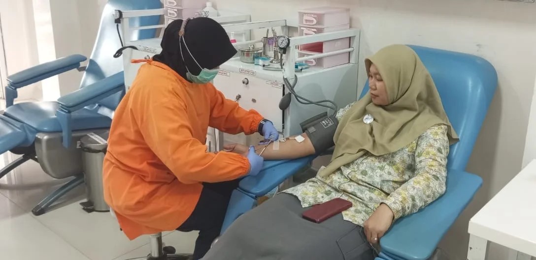 Unit Donor Darah (UDD) PMI Lumajang terus melayani donor darah setiap harinya untuk memenuhi kebutuhan pasien.
