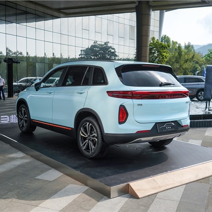 G3, SUV listrik buatan produsen lokal, Polytron, yang menghadirkan fitur canggih. (Instargram/permanatriaz)