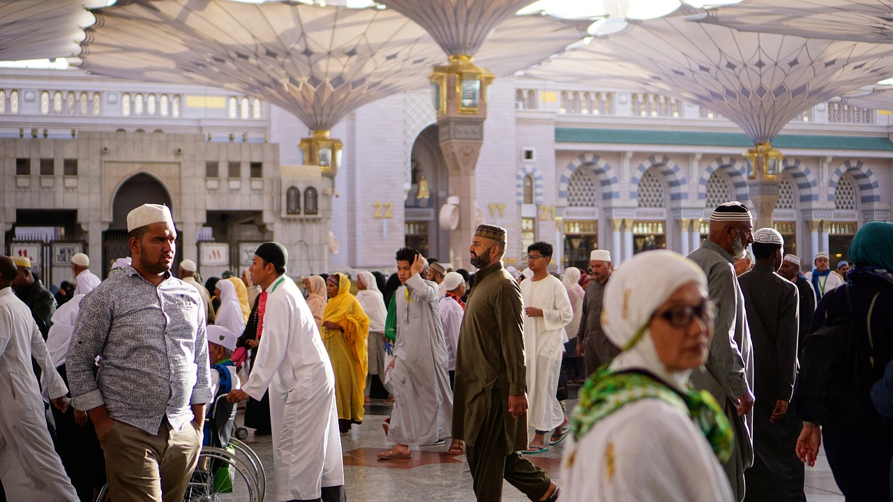 BERIBADAH: Jemaah-jemaah haji berada di Tanah Suci, Arab Saudi menjalankan ibadah haji. (Pixabay)