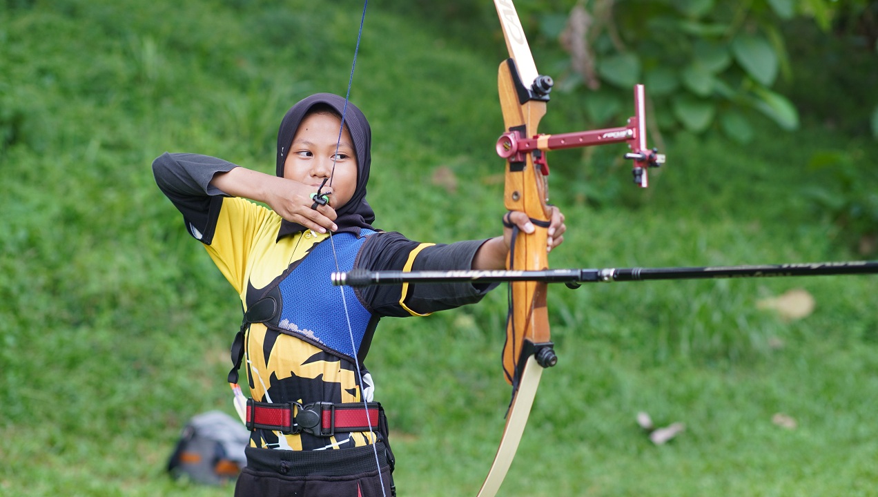 FOKUS: Memanah menjadi aktivitas yang paling disukai Yumna Majidah, gadis kecil itu rutin berlatih setiap Minggu.
