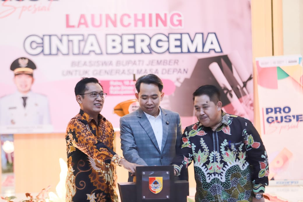 Bupati Jember Gus Fawait saat meluncurkan Beasiswa Cinta Bergema.