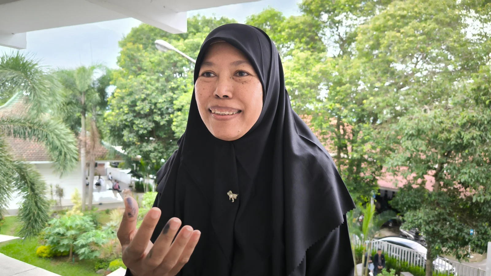 "Perempuan hanya dijadikan kendaraan politik saja. Kepemimpinan yang durhaka terhadap perempuan."  SRI SULISTIYANI, Koordinator Rumah Aman Karuna GPP Jember.