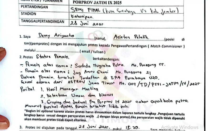 MENANTI KEPUTUSAN: Salinan form protes tim sepak bola putra Jember ke Asprov Jatim terkait pemain Kota Surabaya yang menurunkan pemain terdaftar di EPA Persebaya U-20.