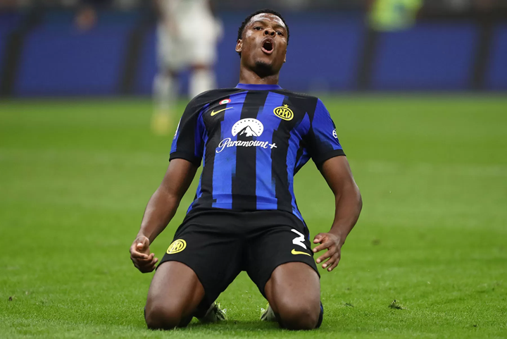 Denzel Dumfries