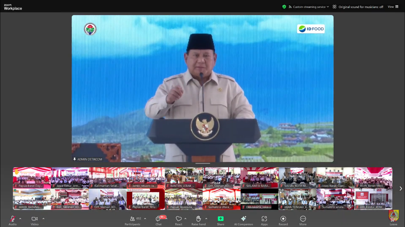 Presiden Prabowo Subianto, memberikan paparan saat peluncuran kelmabagaan 80.000 Koperasi Desa/Kelurahan Merah Putih (tangkapan video Youtube Pemkab Jember)