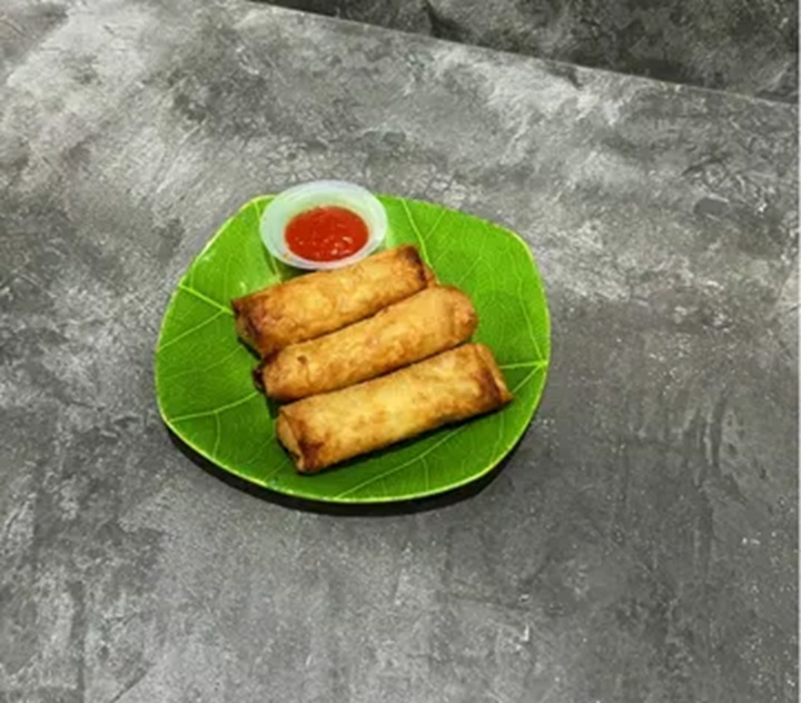 Lumpia Rebung Ayam (DOK de medeza @demedeza / Cookpad)
