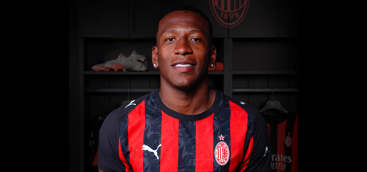 Pervis Estupinan dari Brighton & Hove Albion FC resmi bergabung ke AC Milan