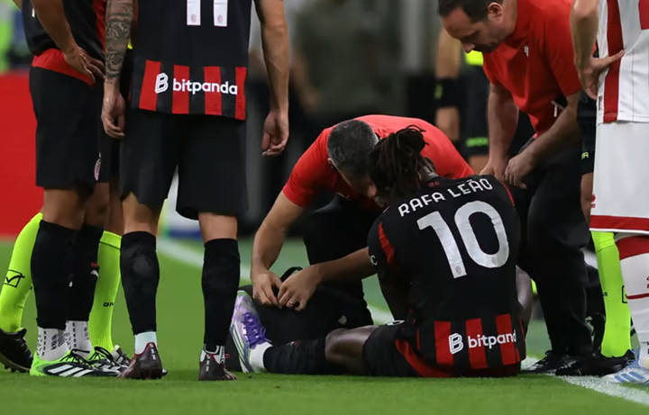 Rafael Leao saat cedera melawan AS Bari ((foto via Fotmob)
