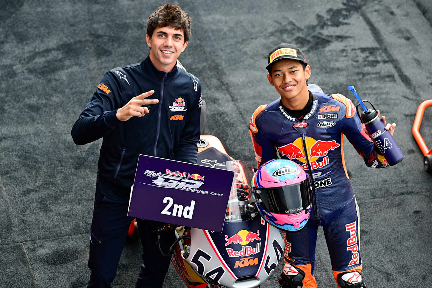 Veda Ega Pratama finish kedua pada balapan Red Bull MotoGP Rookies Cup, Minggu (17/8).