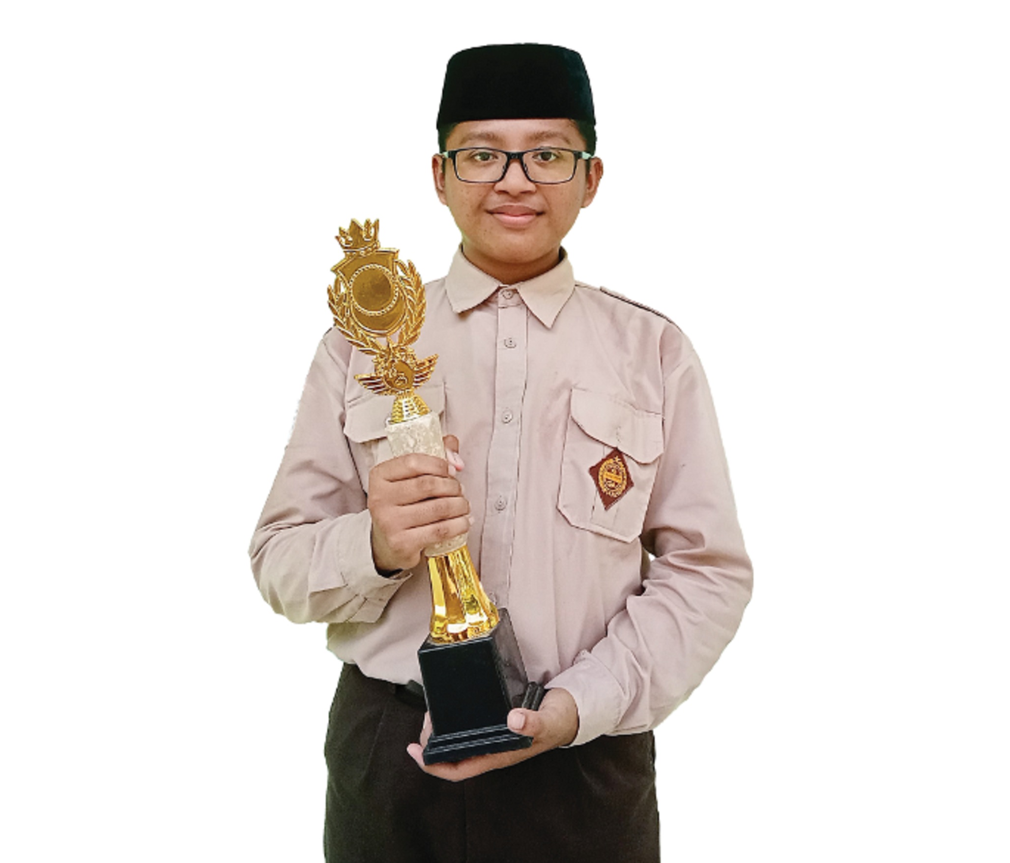 UNJUK PRESTASI: Siswa kelas XI E MA Unggulan Nuris Jember, Ahmad Harisun Nafi&rsquo;, berhasil raih juara 2 di pentas Bahana Muharram, dalam lomba khitobah bahasa Arab.