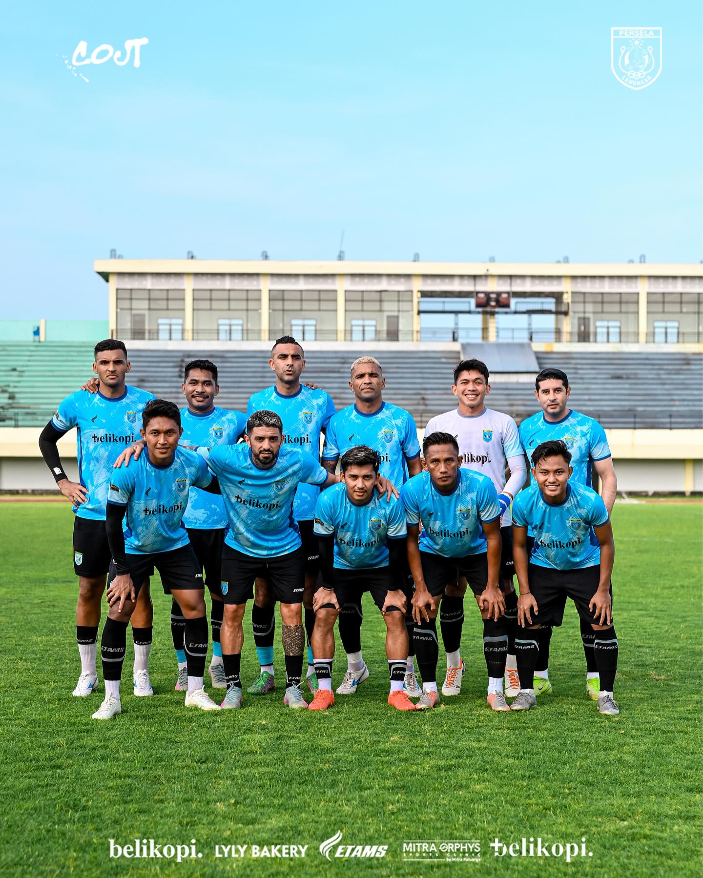 Skuad Persela Lamongan saat uji coba melawan Persekat dalam persiapan Liga 2