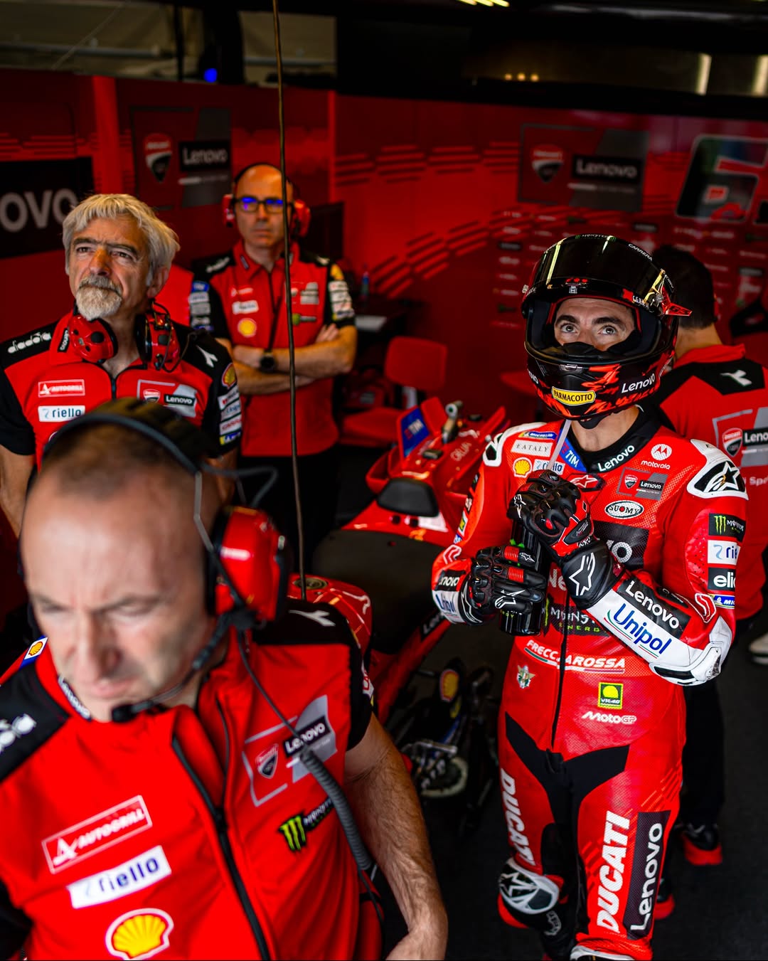 Pecco Bagnaia bersama Dall