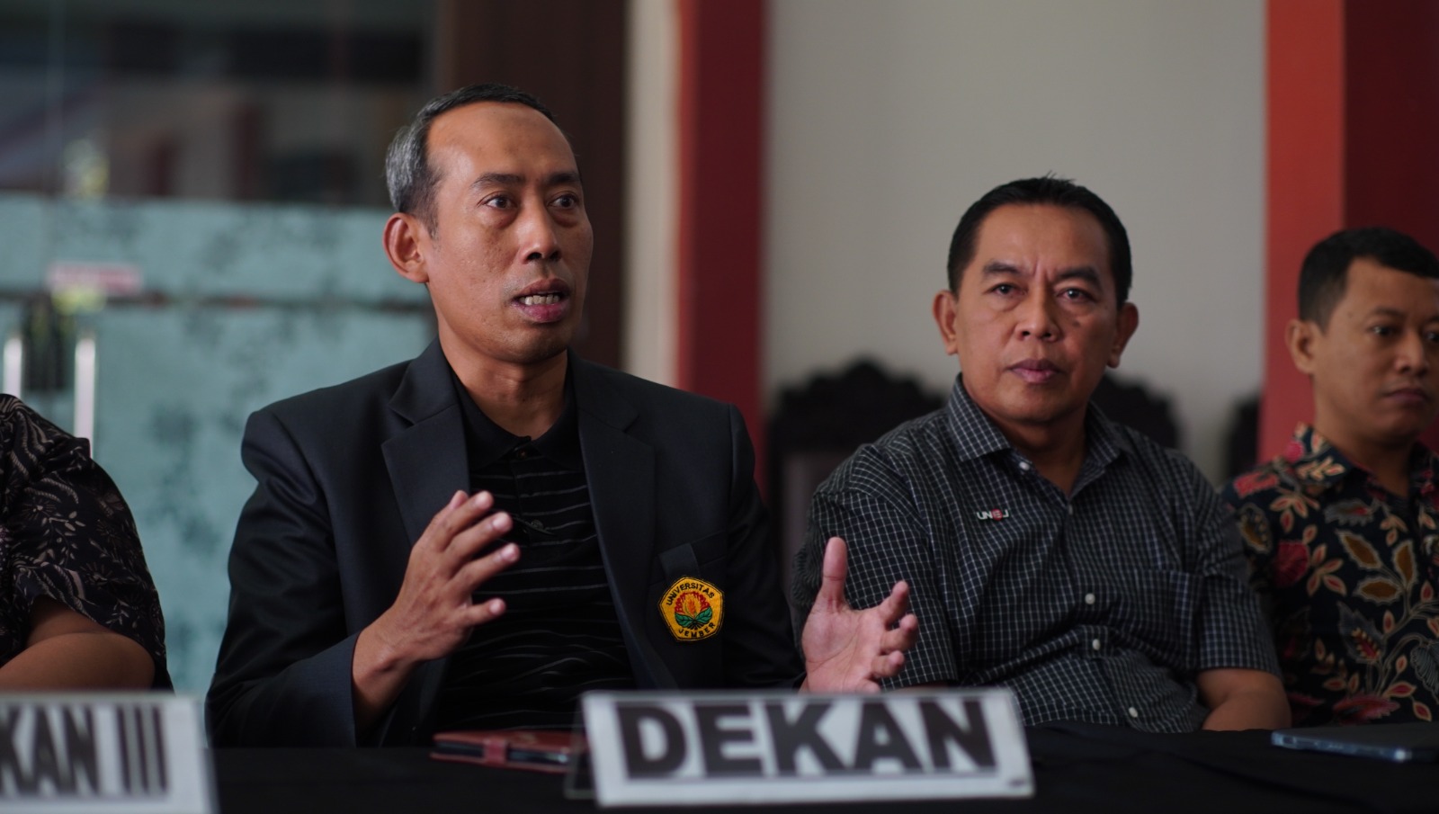 EDUKATIF : Dekan Fakultas Pertanian Universitas Jember, Prof M Rondhi sampaikan materi dalam talk show bertajuk Membangun Masa Depan Pertanian Berkelanjutan dan Sejahtera, Sabtu (30/8).