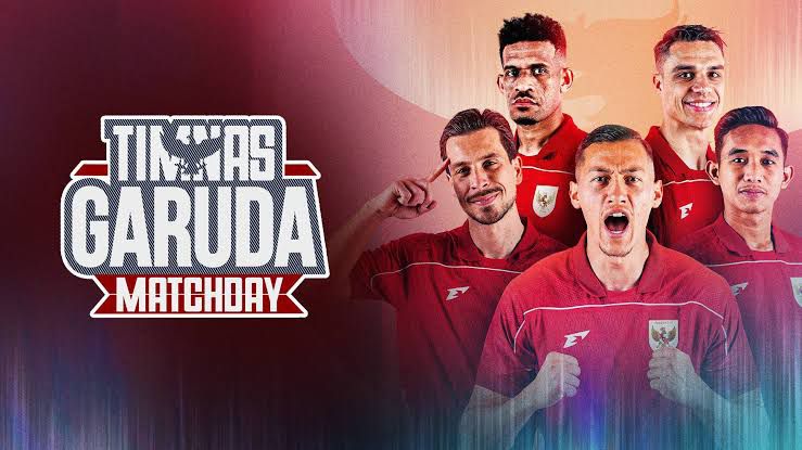 FOTO BERSAMA : Beberapa pemain timnas Indonesia menampilkan kekuatan terbaiknya dalam pertandingan malam ini. (vidio.com)