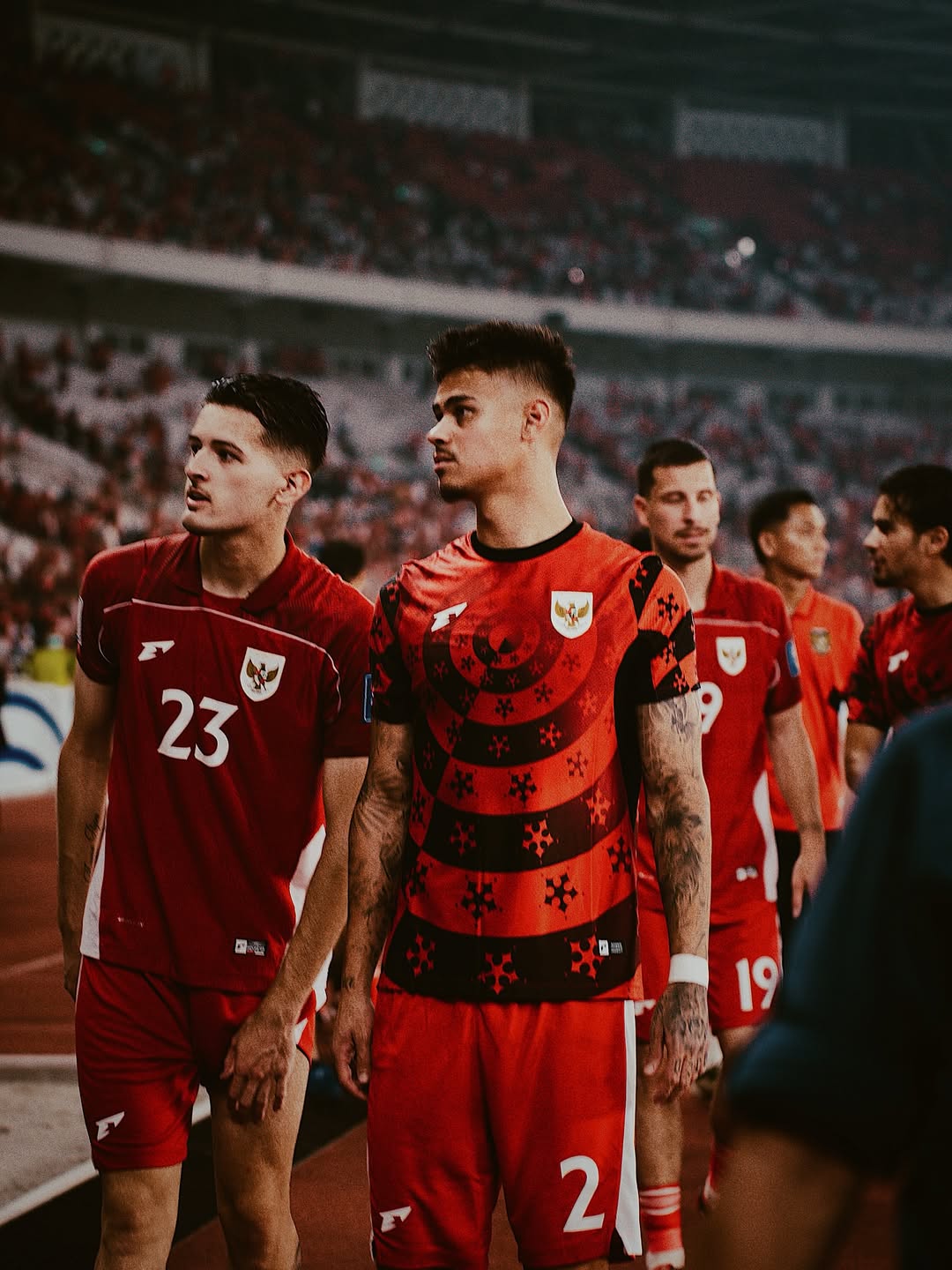 PERCAYA DIRI : Mess Hilgers, salah Satu pemain bek timnas Garuda di Laga Internasional. ( ig : meeshilgerss )