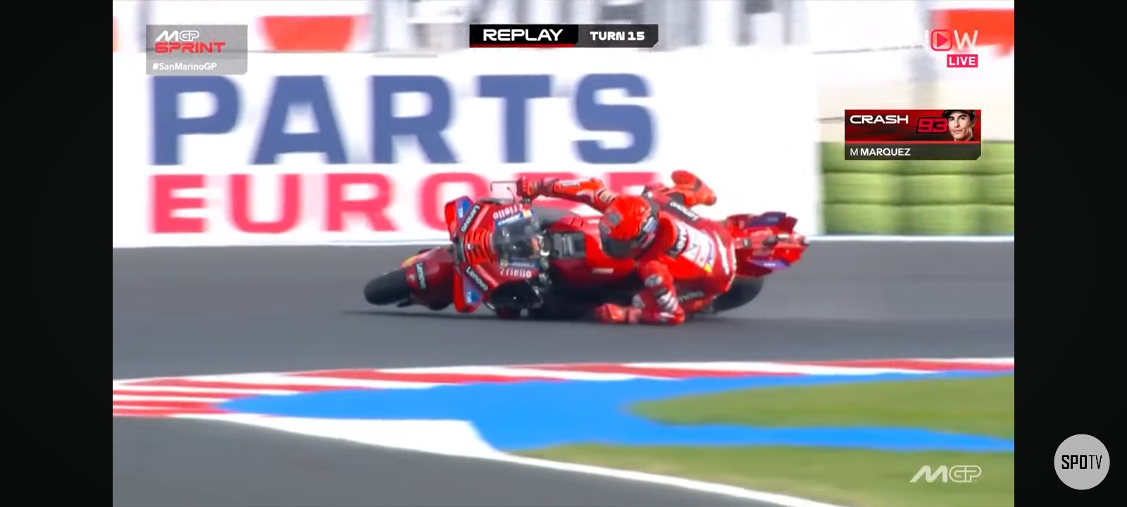 Marc Marquez terjatuh saat memimpin sprint race MotoGP San Marino.
