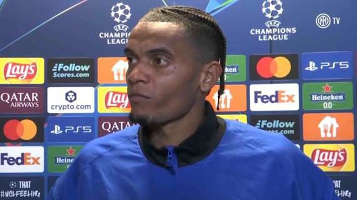 Manuel Akanji