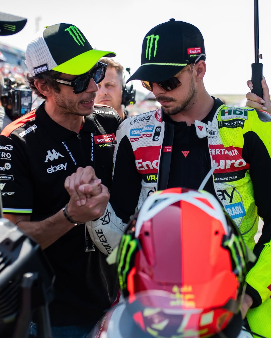 Valentino Rossi, VR46 akan &ldquo;mengungkap kejutan&rdquo; saat kunjungan ke Jakarta.