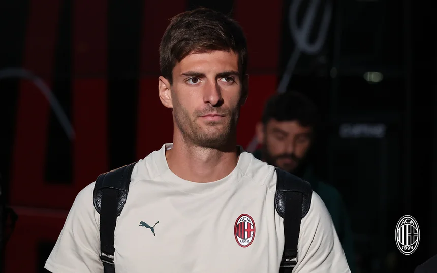 Matteo Gabbia, bek andalan milik AC Milan
