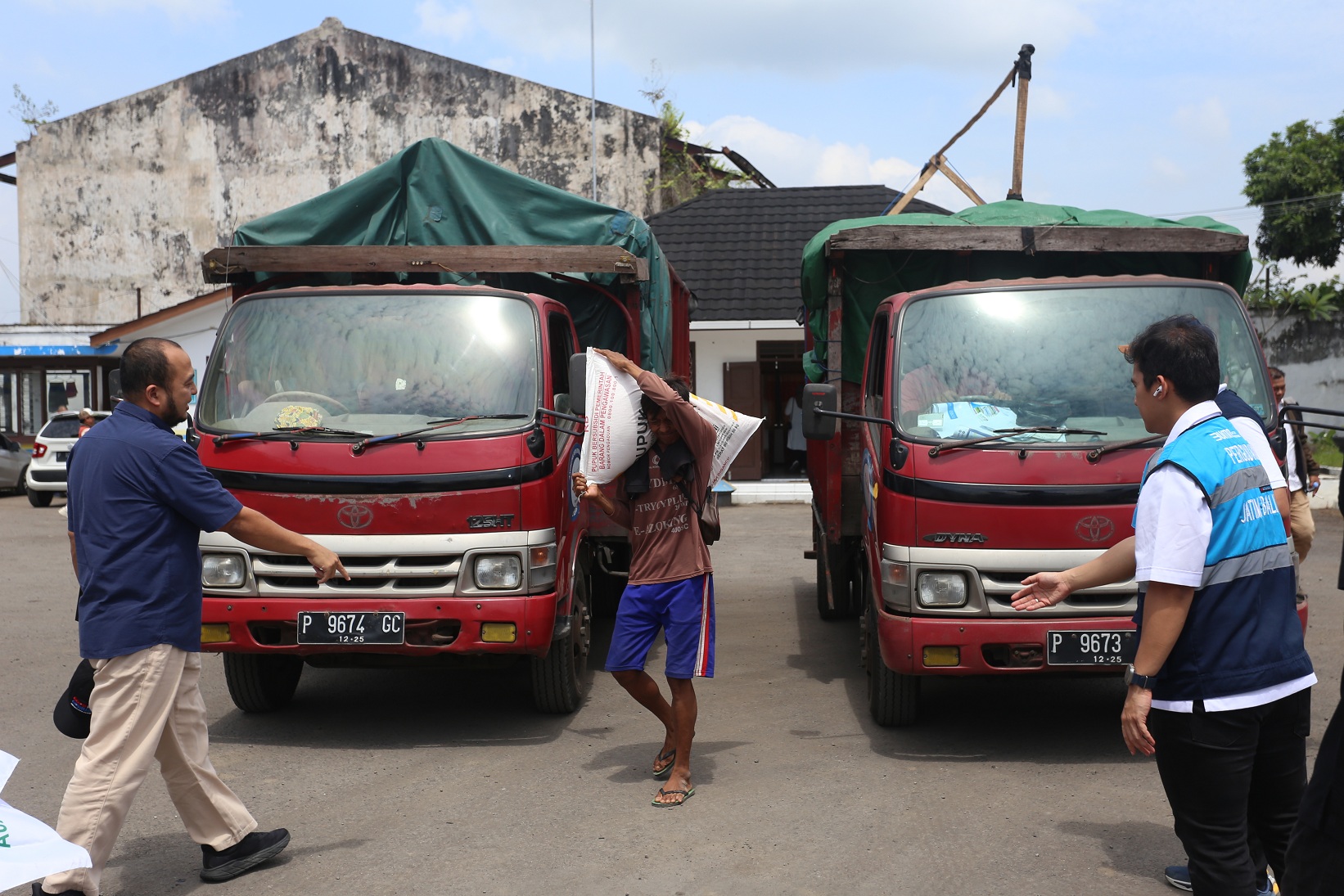 PI Jember perketat pengawasan, petani diminta waspada kios jual pupuk di atas HET.
