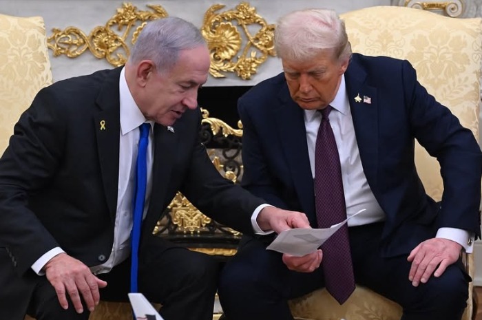 Menyoroti deal perdamaian Gaza versi Presiden AS, Donald Trump (kanan) dan PM Israel, Benjamin Netanyahu (kiri). (Instagram.com/@b.netanyahu)