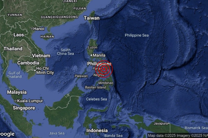 Bencana gempa bumi yang mengguncang wilayah Filipina, kini sisakan kisah pilu bagi warga setempat. (X.com/@metmalaysia)