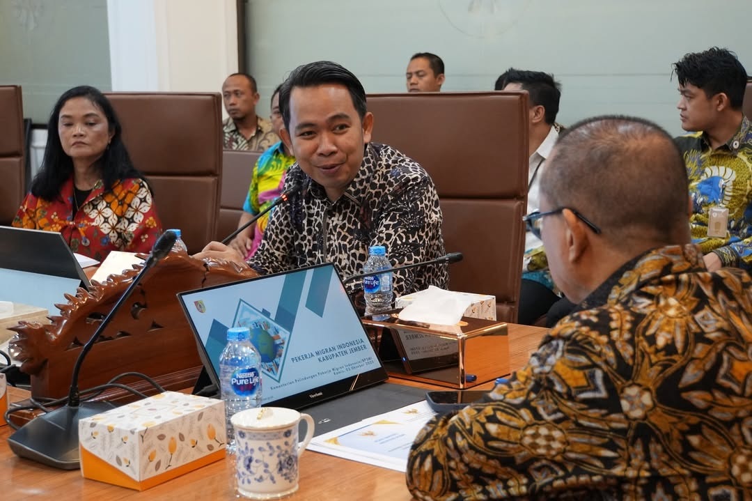 LANJUT LOBI-LOBI: Bupati Fawait saat beraudiensi dengan Menteri P2MI, di Jakarta.
