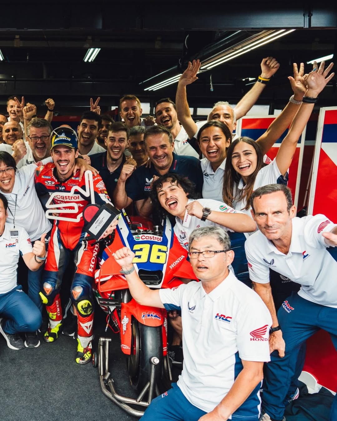 Joan Mir bersama tim Honda HRC di Motegi, Jepang. Ia optimistis dominan bersama Honda di MotoGP Australia.