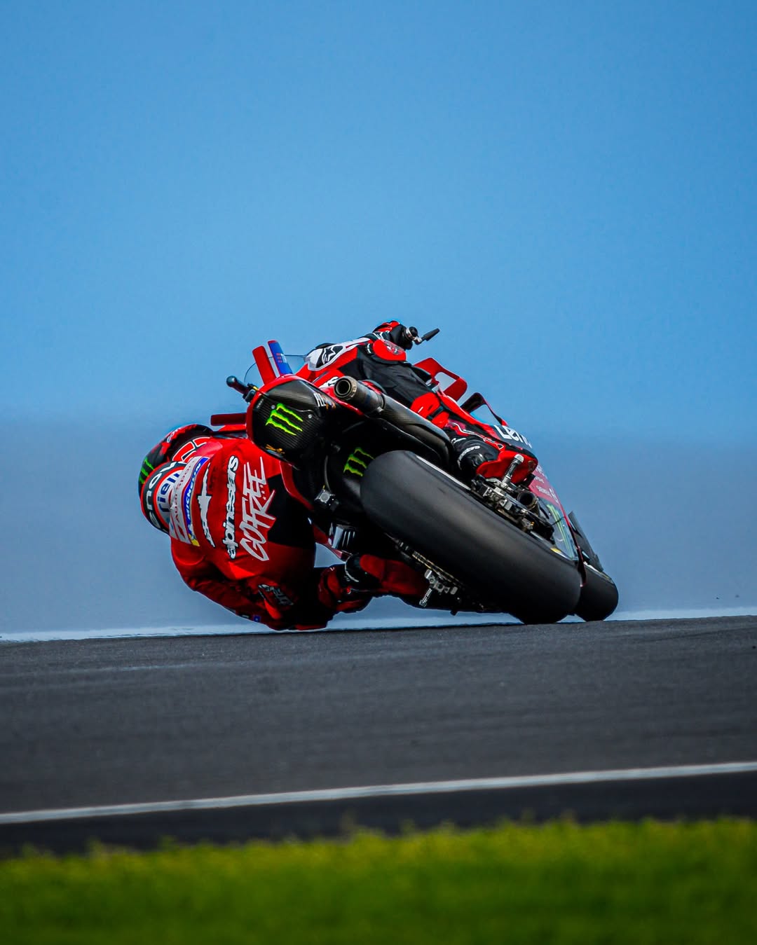 Francesco Bagnaia dalam sesi latihan MotoGP Australia, di Phillip Island.