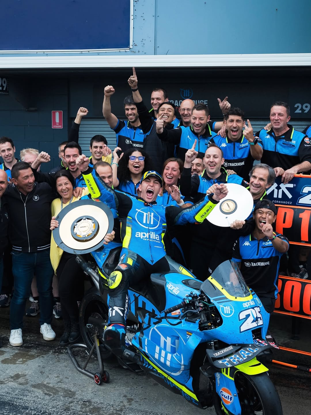 Performa Raul Fernandez dulunya diragukan. Kini, ia membuktikan diri setelah podium di sprint Madalika, dan menjuarai MotoGP Australia.