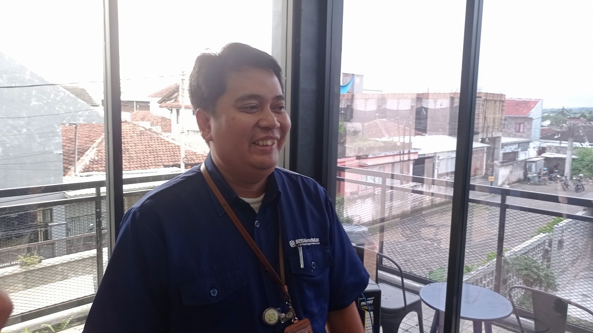 "Kalau dari BPJS bentuk teguran sudah dan nantinya juga dari faskes harus mengembalikan sebesar biaya Fraud tersebut.&rdquo; FUAD MANAR, Kabid SDM, Umum, dan Komunikasi BPJS Kesehatan Jember.