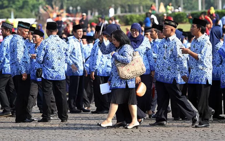 Sebagian besar kini bertugas di wilayah asal masing-masing untuk memperkuat efektivitas pendidikan daerah.(jawa pos)