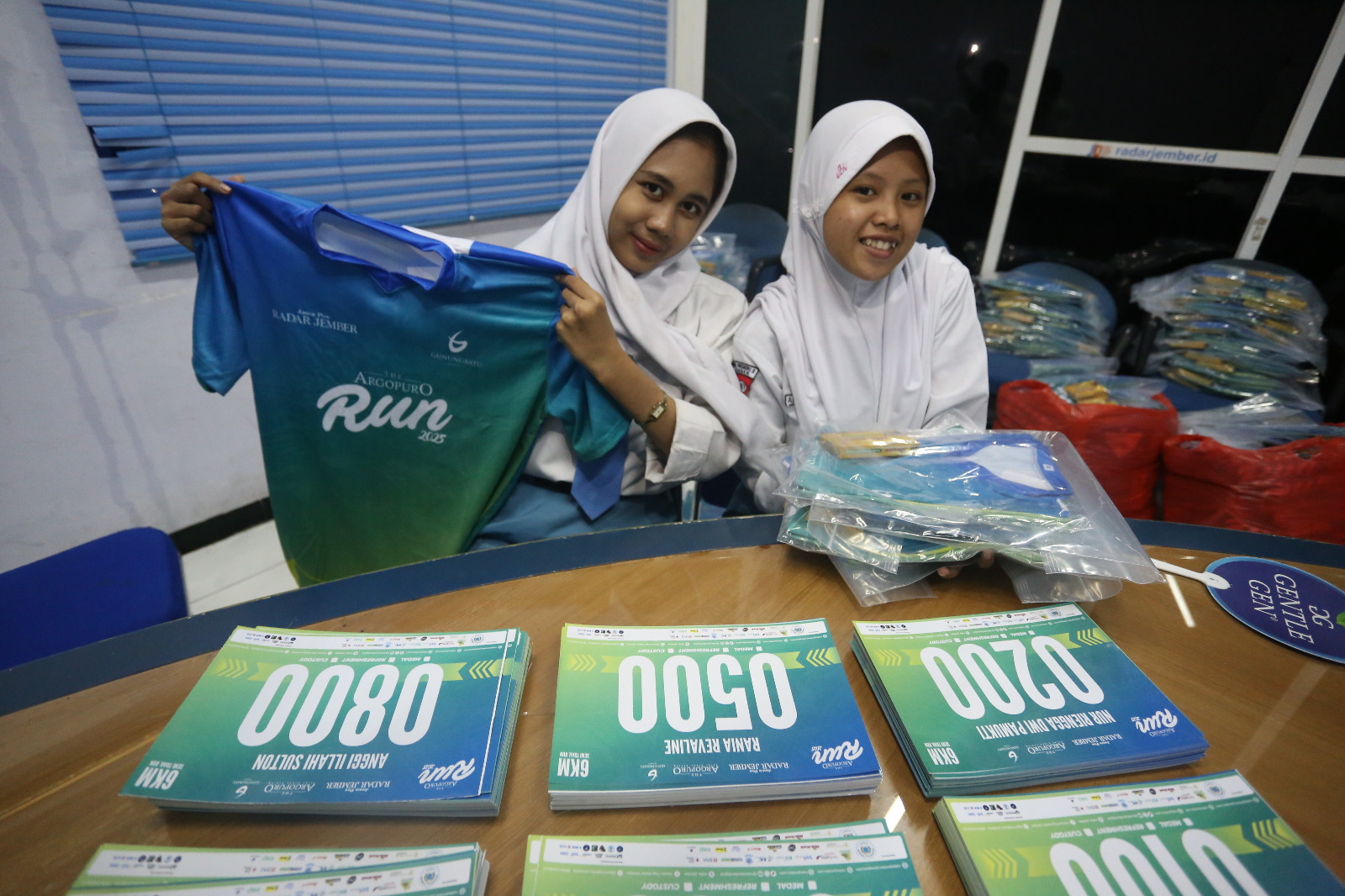 SIAP DIAMBIL: Racepack untuk peserta The Argopuro Run 2025 sudah bisa diambil.