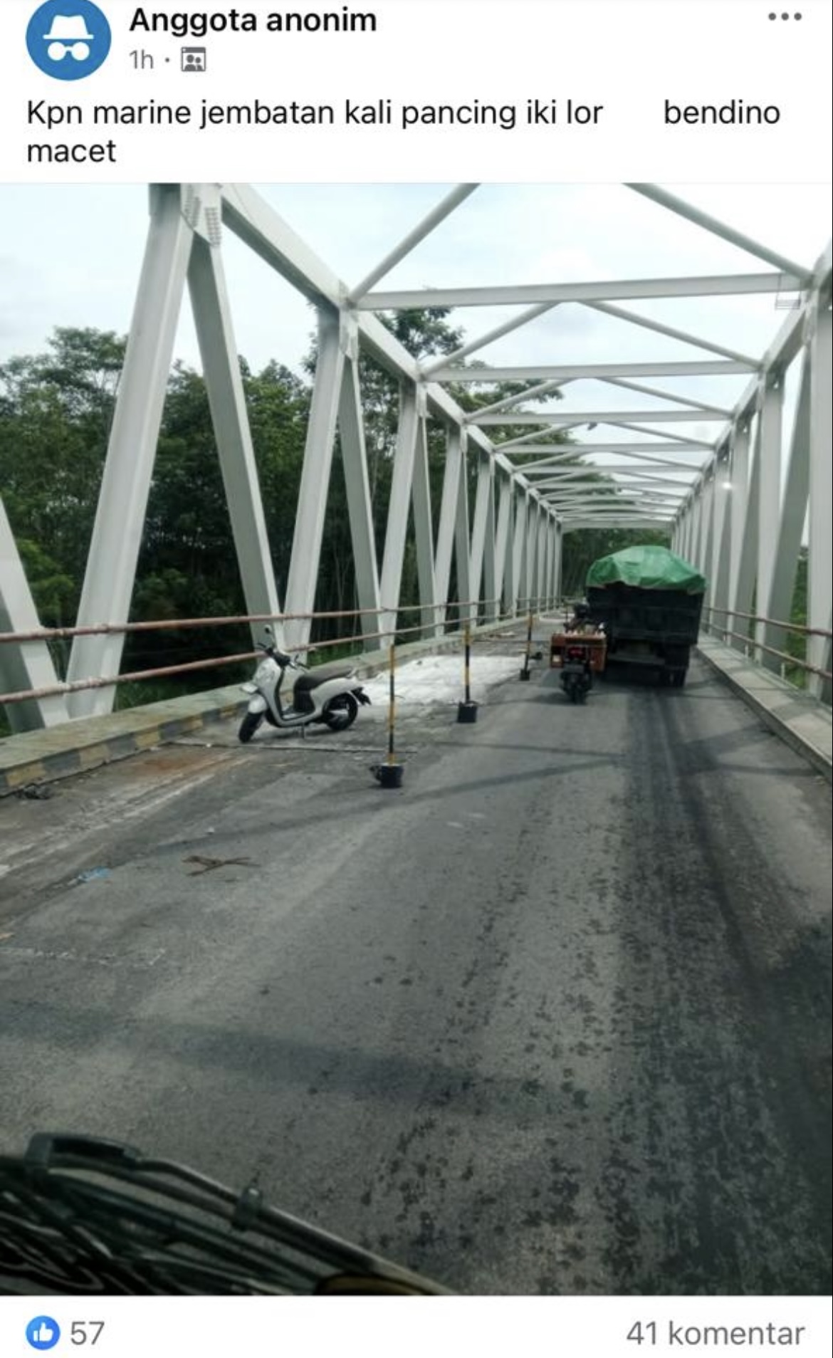 Kondisi jembatan kali pancet jadi titik rawan macet saat dilakukan perbaikan.