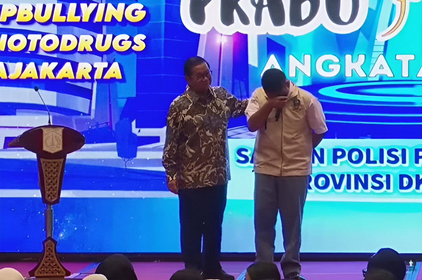 Menyoroti cerita siswa SMAN 72 Jakarta usai insiden ledakan yang menimbulkan luka traumatis. (YouTube.com / Pemprov DKI Jakarta)
