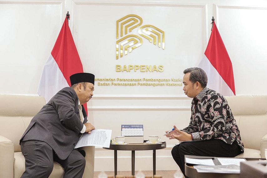 LANJUT LOBI-LOBI: Bupati Fawait saat bertemu Menteri PPN/Kepala Bappenas Rachmat Pambudy, di Jakarta, (18/11).
