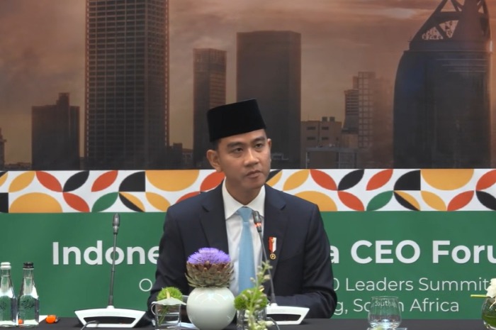 Menyoroti momen kunjungan Wapres RI, Gibran Rakabuming Raka di forum internasional, Johannesburg, Afrika Selatan.  (Dok. Wapres RI)