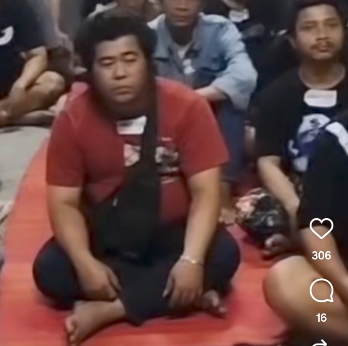 tangkapan layar dari akun instagram media Indonesia yang memperlihatkan puluhan WNI yang menjadi korban scam di Kamboja. (Dok. Akun instagram media Indonesia)