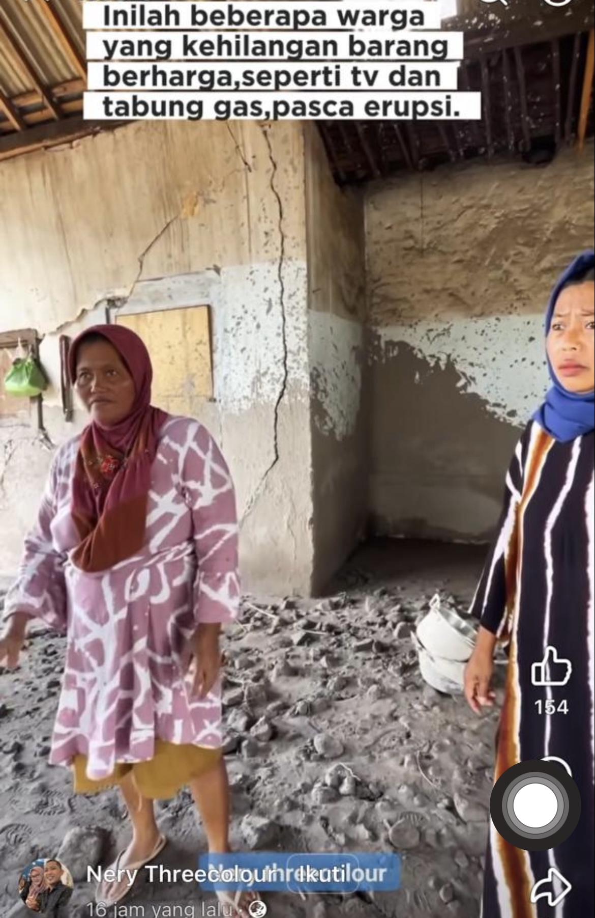Tangkap layar kondisi rumah warga yang dijarah oleh orang, pascaerupsi Gunung Semeru.