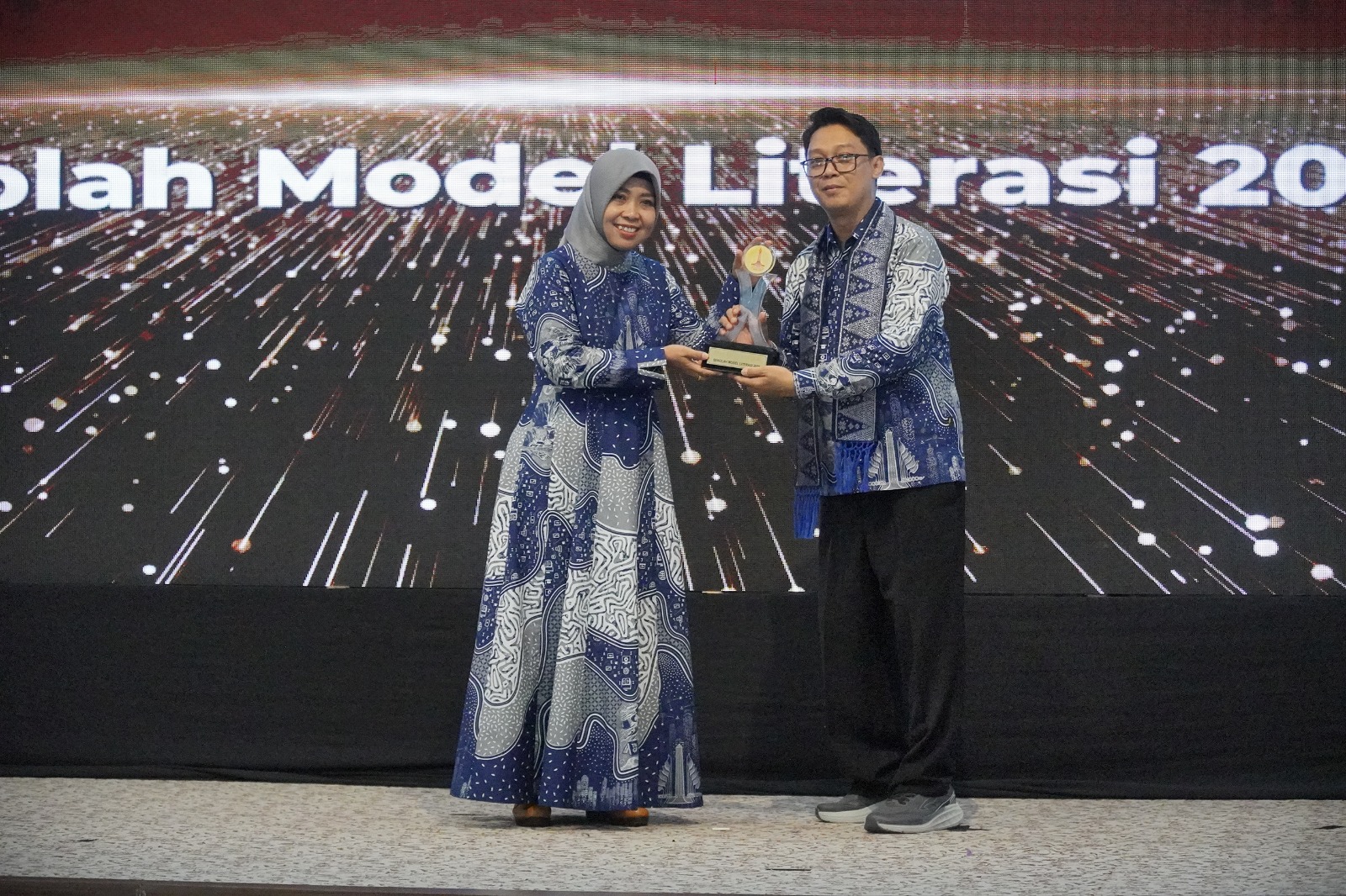 KS SMPN 2 Umbulsari Terima Penghargaan Dalam Ajang TNGP 2025