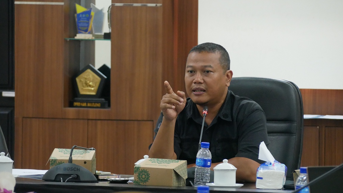 "Jadi tersisa 14 raperda. Itu kami masukkan ke Propemperda 2026 karena pembahasannya belum final." HANAN KUKUH RATMONO, Ketua Bapemperda Jember.