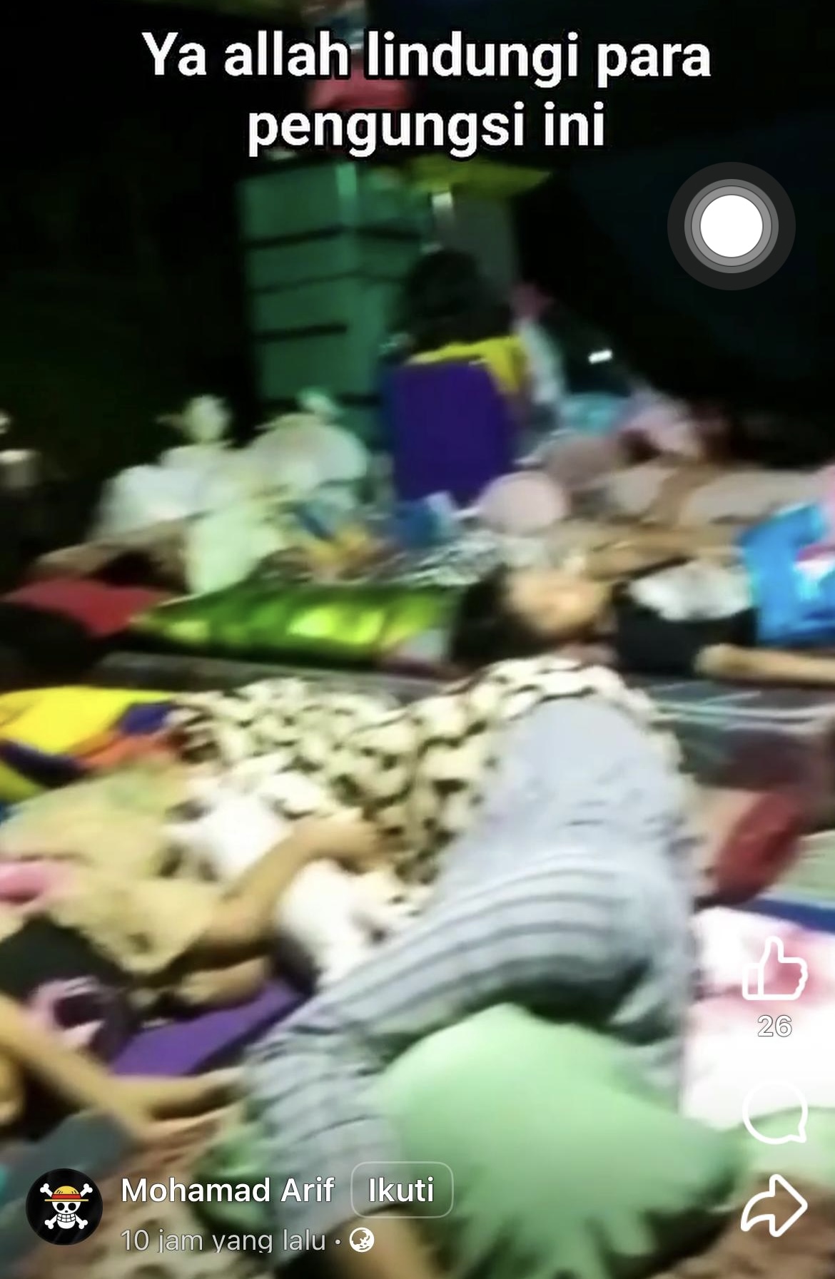 Kondisi pengungsian di perbukitan Desa Jugosari, Kecamatan Candipuro, kemarin.