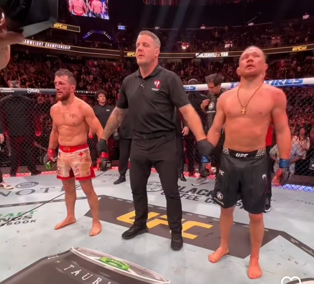 SAAT MENEGANGKAN: Yan tampak optimis usai pementuan kemenangan melawan Merab (ig:petryan)