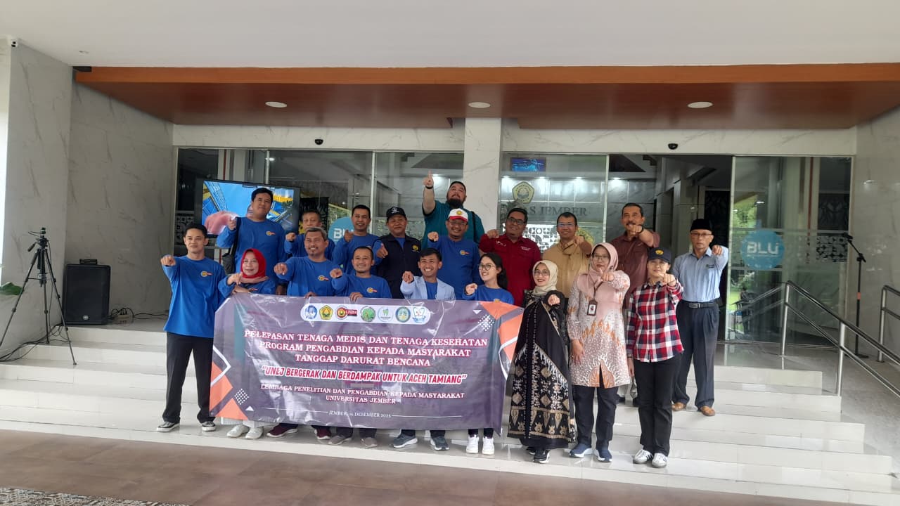 SIAP BERTUGAS: Pelepasan Tim Relawan Unej untuk warga terdampak bencana alam di Aceh Tamiang.