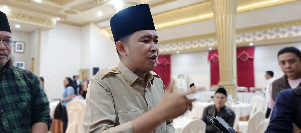 "Jadi jam operasional food street kami atur, kebersihan juga diatur, dan lainnya juga kami atur." MUHAMMAD FAWAIT, Bupati Jember.