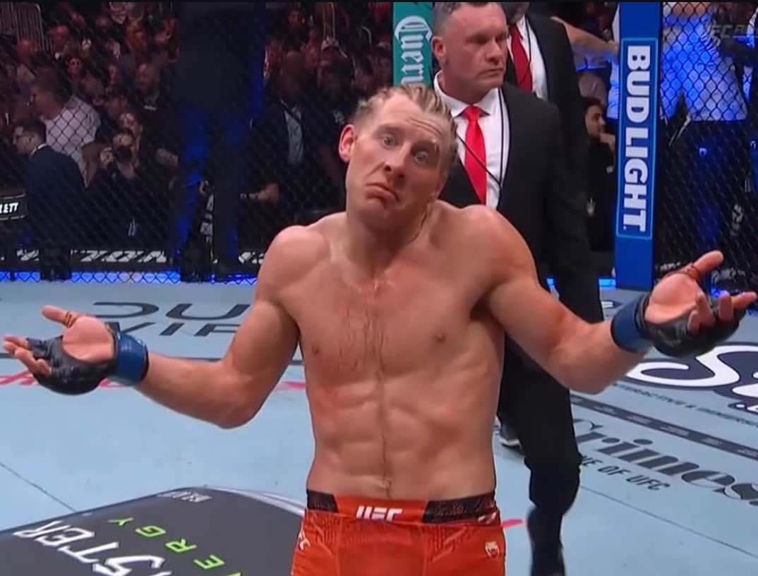 SANGAR: Paddy Pimblett dengan gaya khasnya saat bertarung (ig:theufcbaddy)